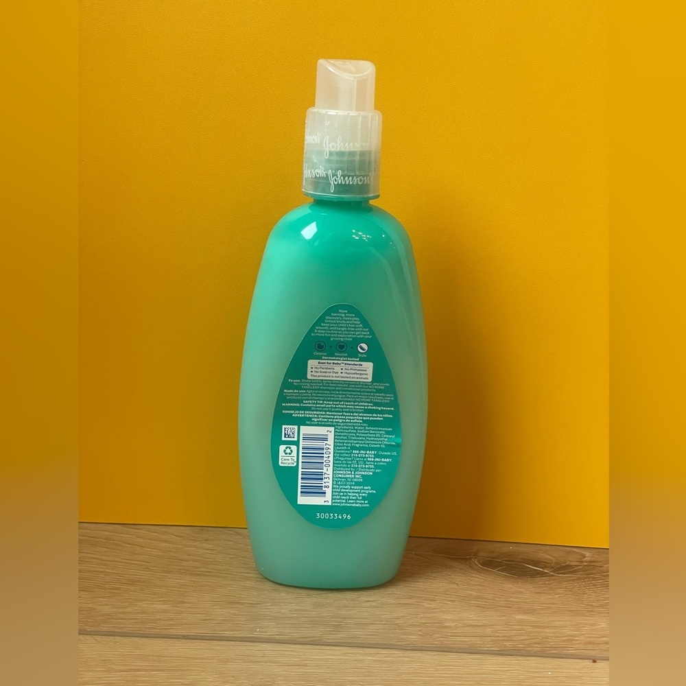 Johnson’s No More Tangles Kids detangling spray - Picture 6 of 7
